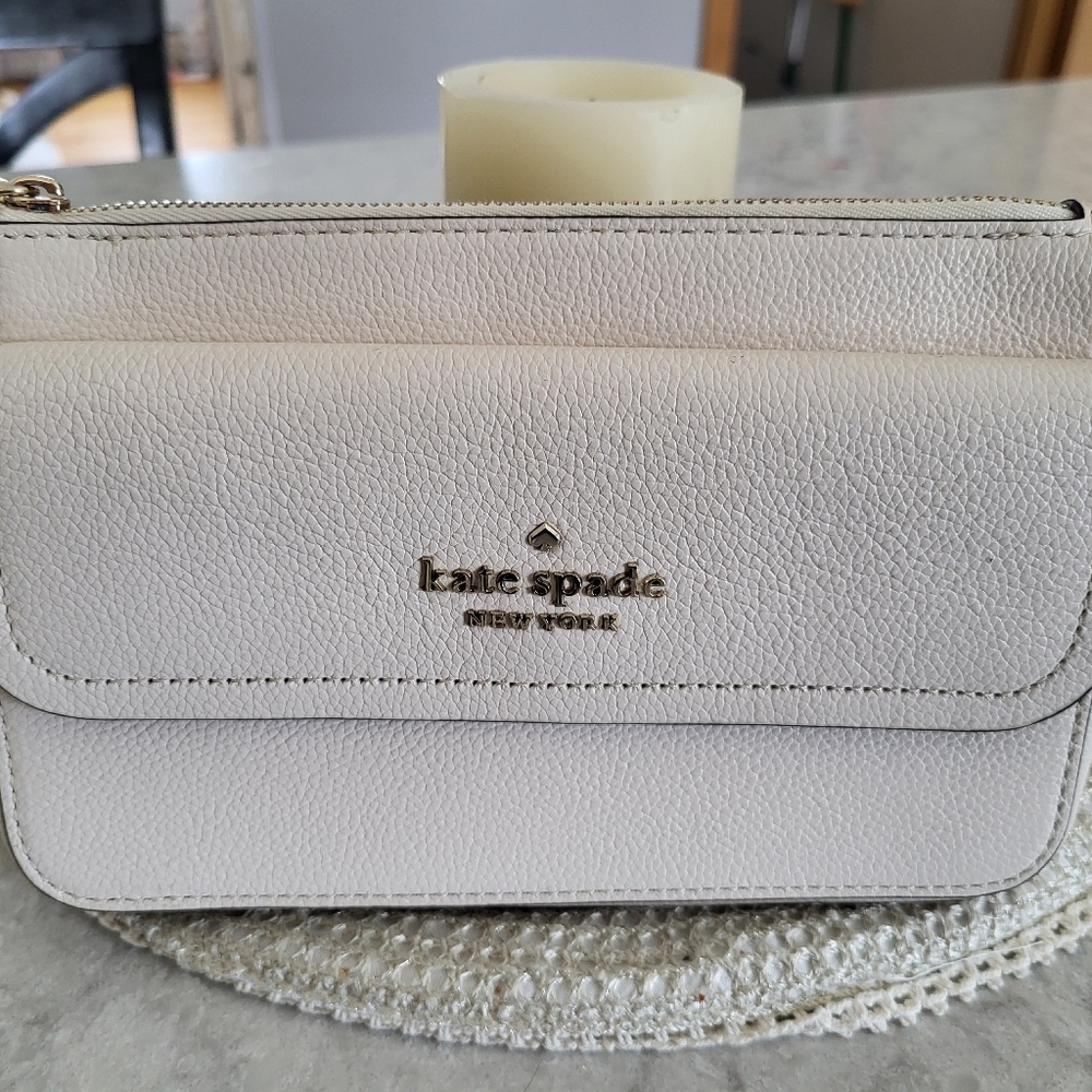 Kate spade wristlet